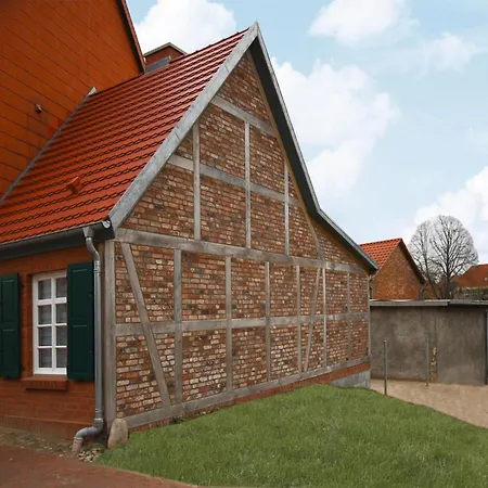 In Neukalen, Cleaning Included Vakantiehuis